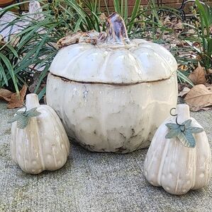 Ceramic Pumpkin Decor Set in Cream